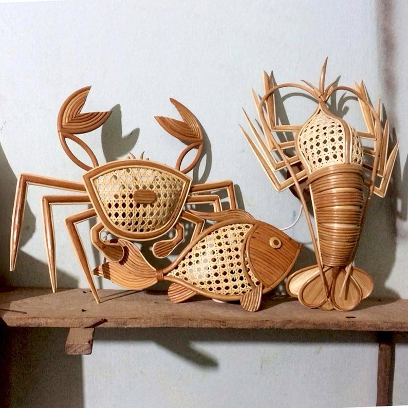 Fish crab lobster rattan wall lamp for coastal decor